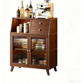 Sideboard aus Massivholz zeigt gerundete Konturen