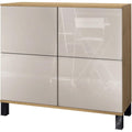 Grifflose Fronten und geschlossenen Stauraum bestimmen das Sideboard
